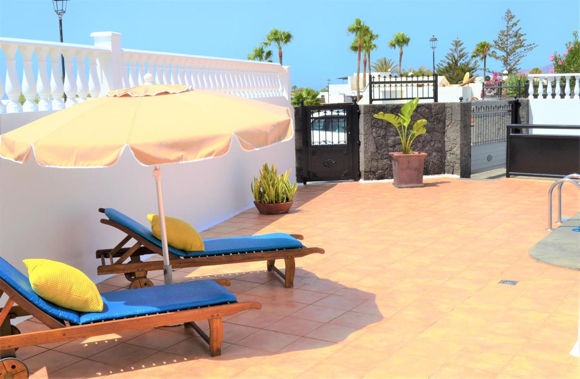 Grand Villa Famara Puerto Del Carmen Puerto del Carmen  Exterior foto